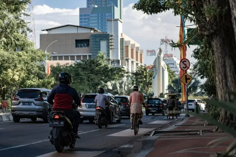 Street view of daytime Surabaya