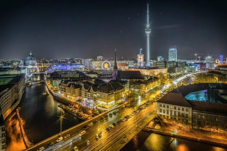Photo of Berlin by night