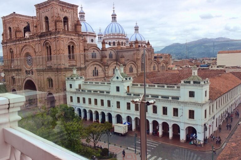 Historical center of Cuenca, Ecuador, with a view of the Catedral Nueva de Cuenca