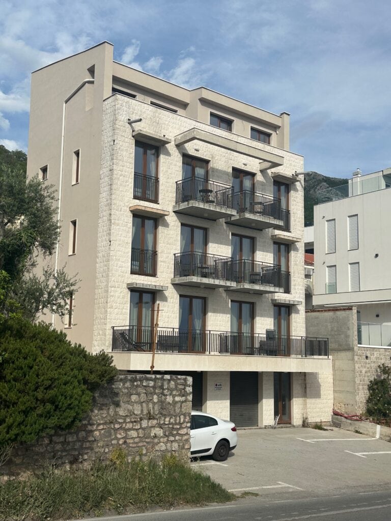 Small residential block of flats in Przno, Montenegro